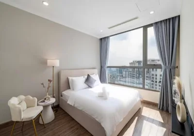 Apartamento de cuatro dormitorios — The Suite Landmark Riverside Apartment