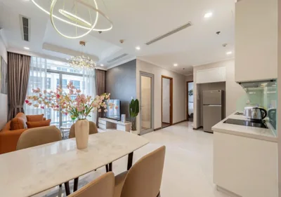 Apartamento de dos dormitorios con balcón — The Suite Landmark Riverside Apartment